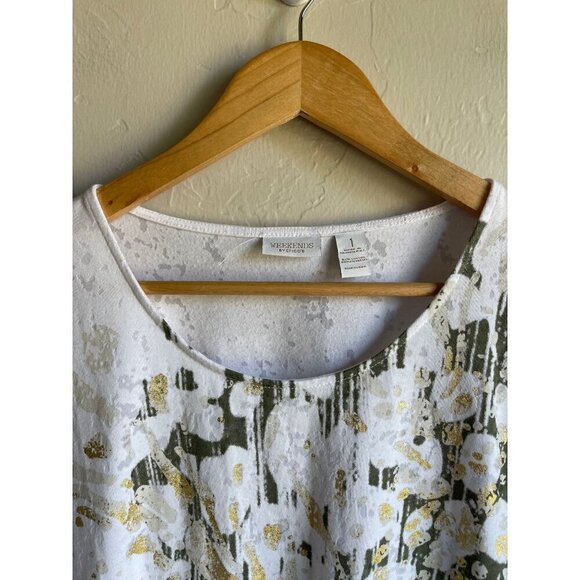 Weekends by Chico's Gold Trim Graphic Abstract T-Shirt Short Sleeve Size 1/ M - Picture 6 of 6